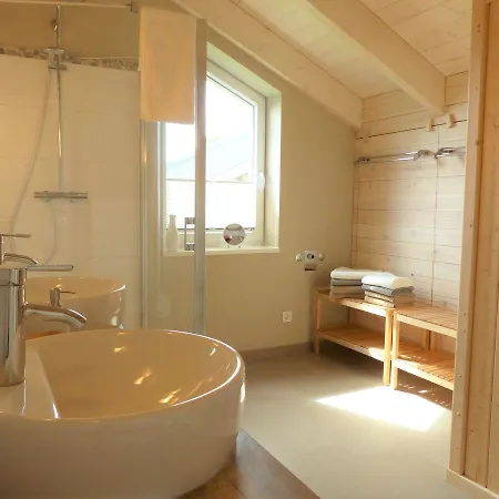 Holiday home Haus Hasel Prasdorf
