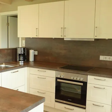 Holiday home Haus Hasel Prasdorf